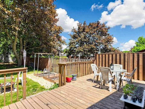 Photo 43 at 57 William Roe Boulevard, Central Newmarket, Newmarket