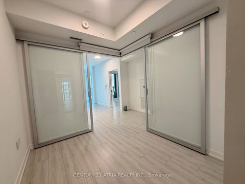 Photo 10 at 421 - 121 St Patrick Street, Chinatown, Toronto