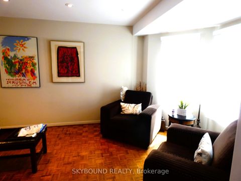 Photo 7 at 362 Conley Street, Lakeview Estates, Vaughan