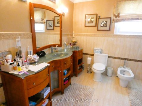 Photo 13 at 362 Conley Street, Lakeview Estates, Vaughan