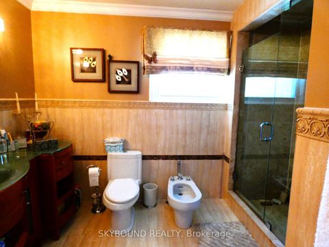 Photo 14 at 362 Conley Street, Lakeview Estates, Vaughan