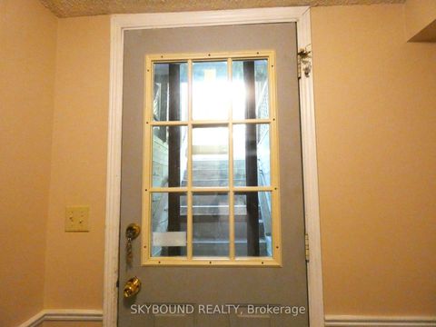 Photo 16 at 362 Conley Street, Lakeview Estates, Vaughan