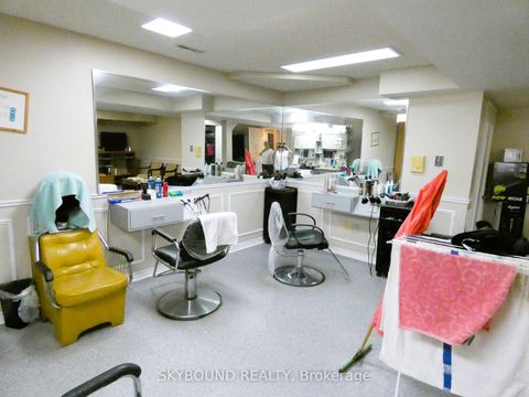 Photo 18 at 362 Conley Street, Lakeview Estates, Vaughan
