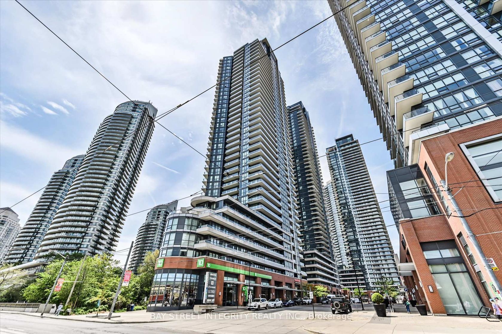 2001 - 2212 Lake Shore Boulevard W, Mimico, Toronto photo number 2