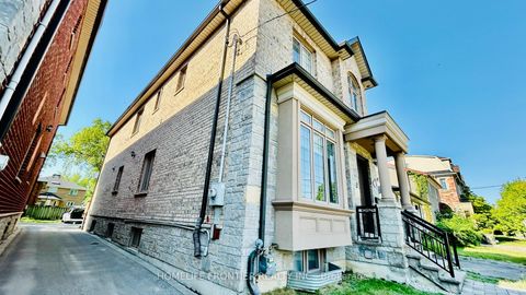 Photo 3 at 183 Finch Avenue E, Willowdale East, Toronto