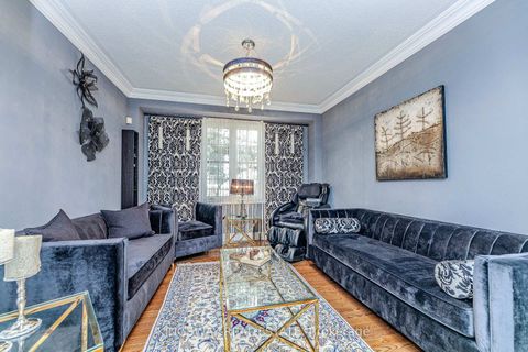 Photo 6 at 651 Via Romano Boulevard, Patterson, Vaughan