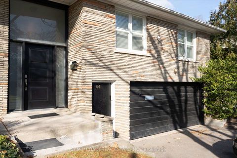 Photo 1 at 54 Bearbury Drive, Markland Wood, Toronto