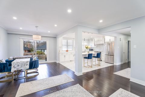 Photo 5 at 54 Bearbury Drive, Markland Wood, Toronto