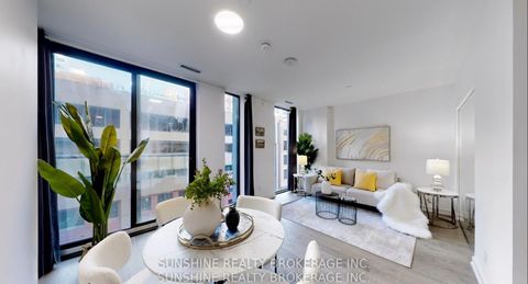 Photo 14 at 422 - 25 Richmond Street E, Yonge Corridor, Toronto