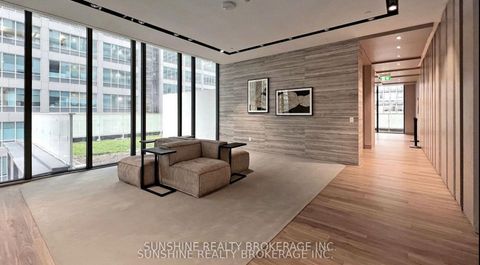 Photo 24 at 422 - 25 Richmond Street E, Yonge Corridor, Toronto