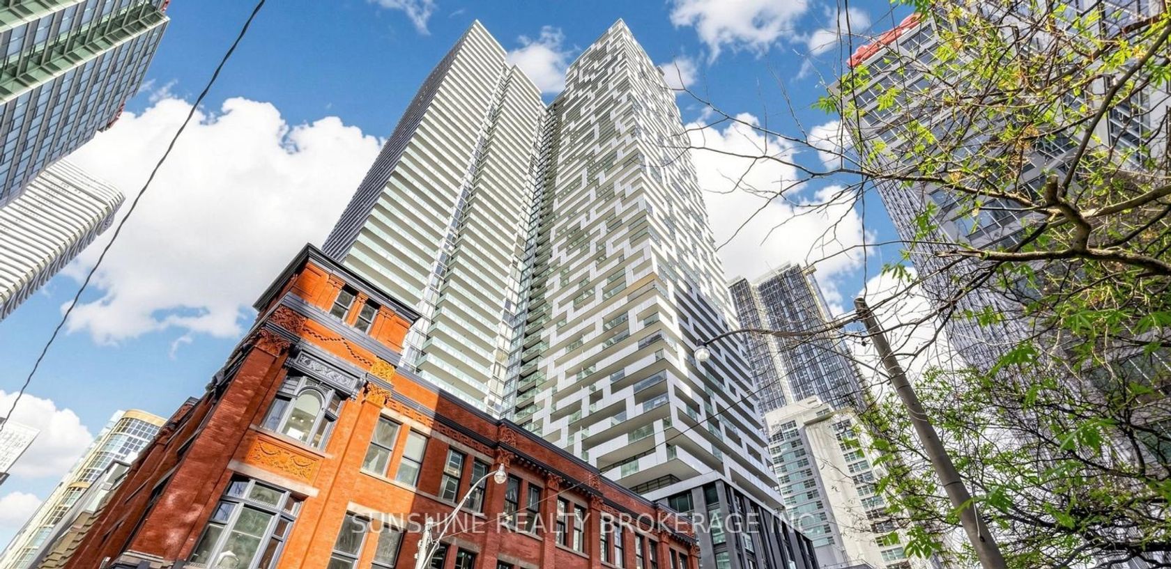 422 - 25 Richmond Street E, Yonge Corridor, Toronto photo number 2