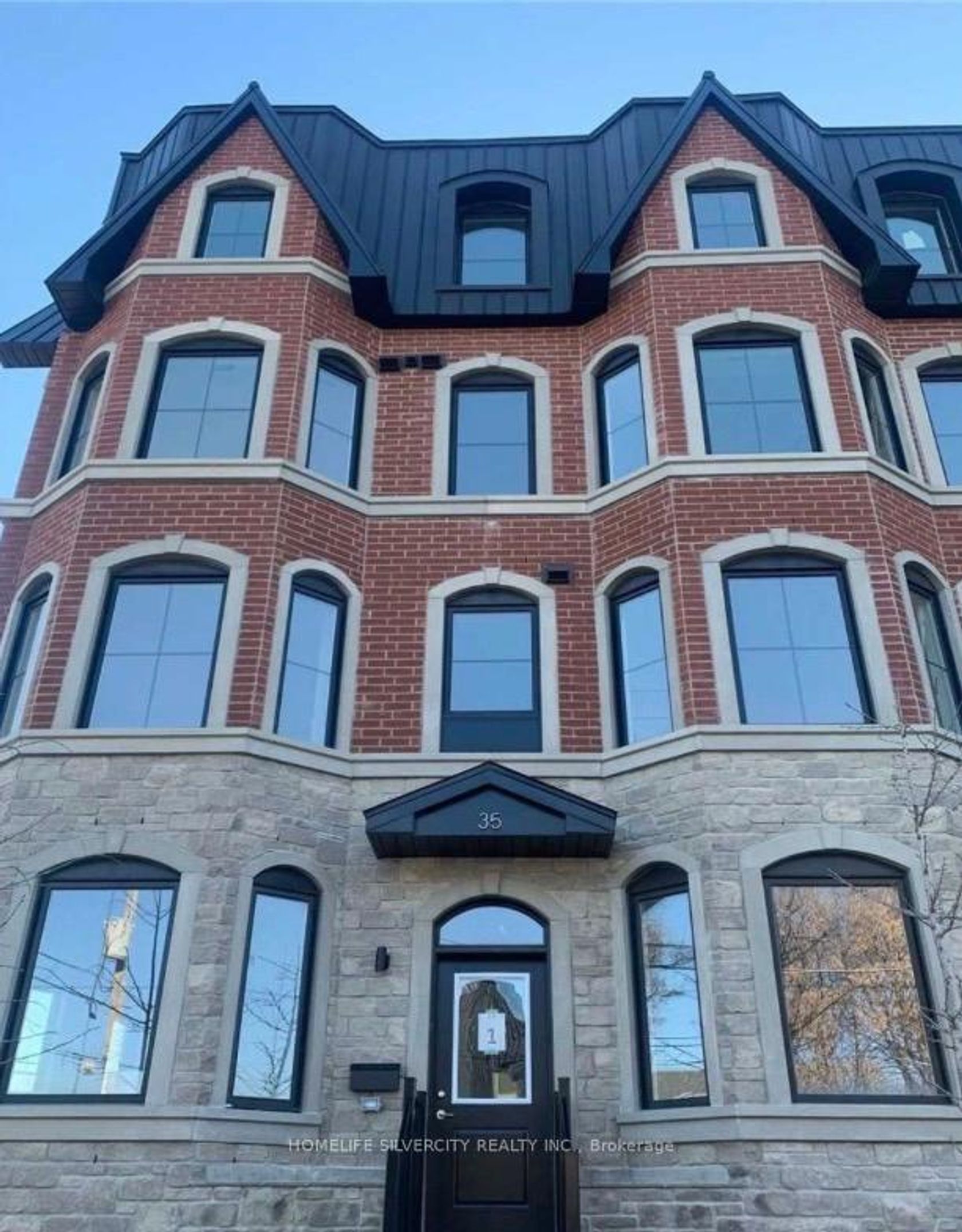 1 - 35 Somers Avenue, East York, Toronto photo number 2