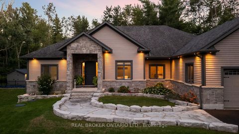 Photo 1 at 49 Sydenham Trail W, Rural Clearview, Clearview