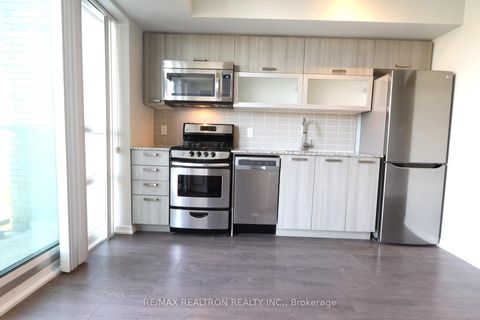 Photo 2 at 647 - 68 Abell Street, Little Portugal, Toronto
