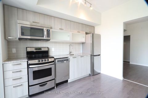 Photo 12 at 647 - 68 Abell Street, Little Portugal, Toronto