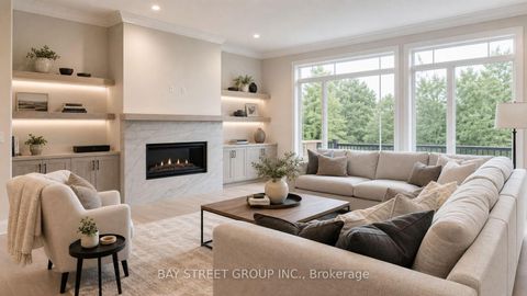Photo 4 at 42 Big Willow Crescent, Rural Richmond Hill, Richmond Hill