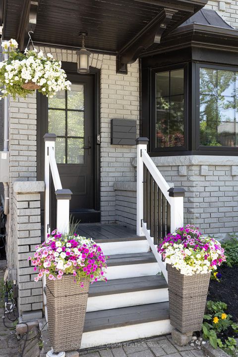 Photo 3 at 221 Bedford Park Avenue, Lawrence Park North, Toronto