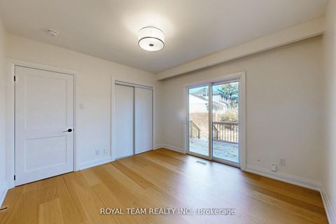 Photo 22 at 37 Markland Drive, Markland Wood, Toronto