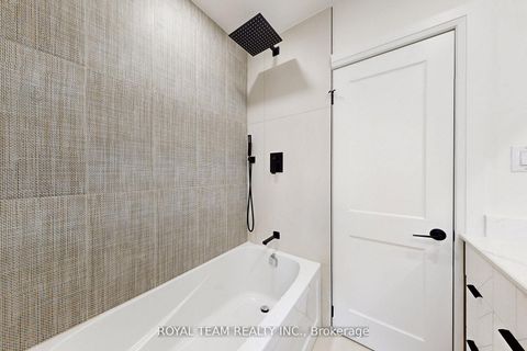 Photo 33 at 37 Markland Drive, Markland Wood, Toronto