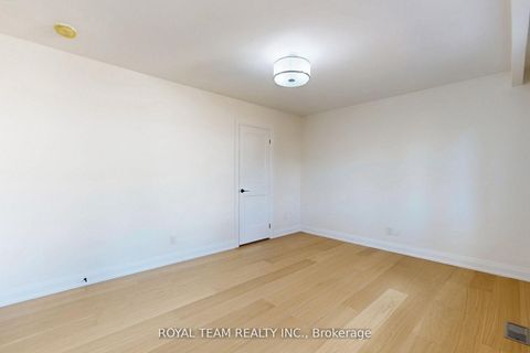 Photo 45 at 37 Markland Drive, Markland Wood, Toronto