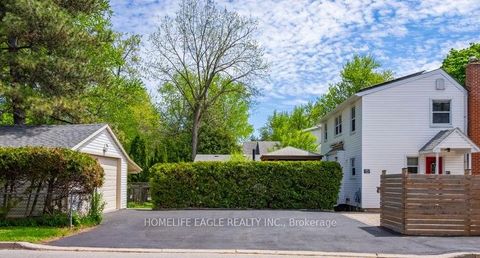 Photo 20 at 261 Richmond Street, Mill Pond, Richmond Hill