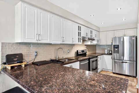 Photo 14 at 134 Purcell Crescent, Maple, Vaughan
