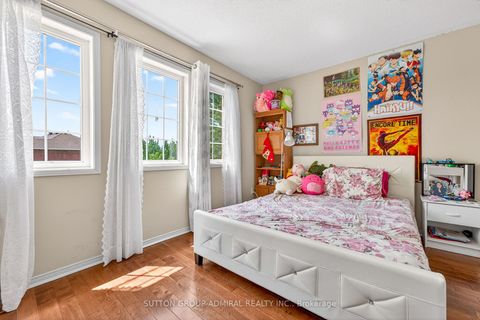 Photo 17 at 134 Purcell Crescent, Maple, Vaughan