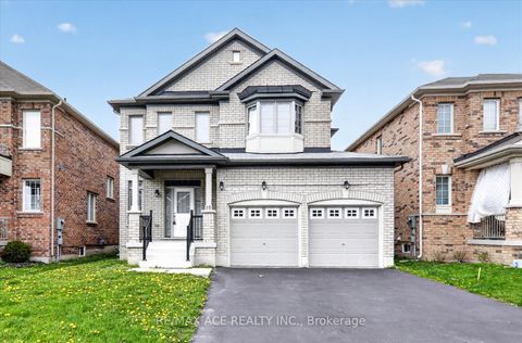 Photo 1 at 10 Gusul Avenue, Newcastle, Clarington