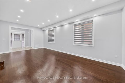 Photo 10 at 10 Gusul Avenue, Newcastle, Clarington