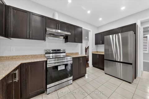 Photo 16 at 10 Gusul Avenue, Newcastle, Clarington
