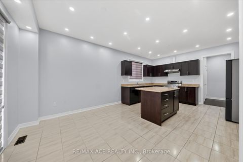 Photo 18 at 10 Gusul Avenue, Newcastle, Clarington