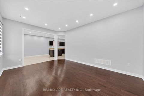 Photo 21 at 10 Gusul Avenue, Newcastle, Clarington