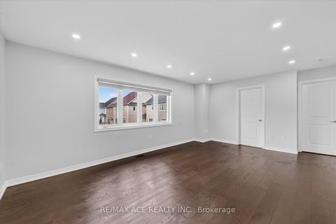Photo 26 at 10 Gusul Avenue, Newcastle, Clarington