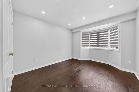 Photo 34 at 10 Gusul Avenue, Newcastle, Clarington