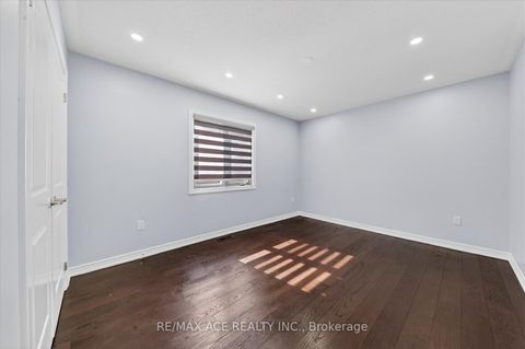 Photo 36 at 10 Gusul Avenue, Newcastle, Clarington