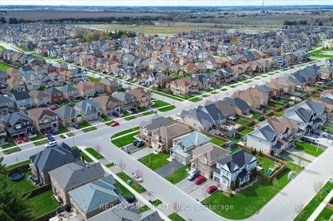 Photo 45 at 10 Gusul Avenue, Newcastle, Clarington