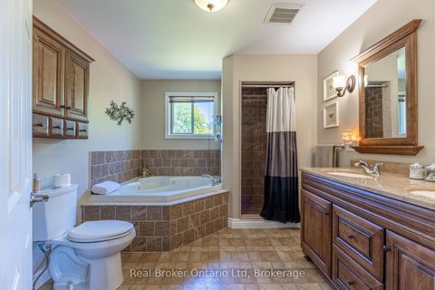 Photo 10 at 1032 Cameron Street, Rural Innisfil, Innisfil