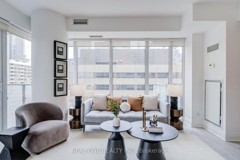 Photo 3 at 1510 - 1080 Bay Street, Bay Street Corridor, Toronto