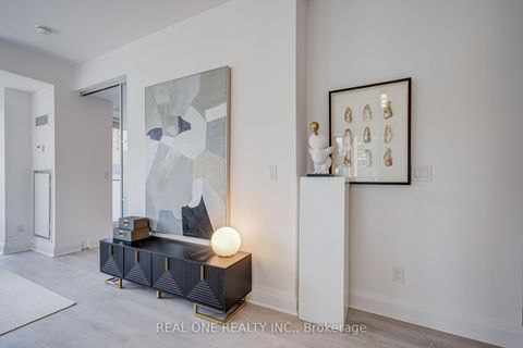 Photo 6 at 1510 - 1080 Bay Street, Bay Street Corridor, Toronto