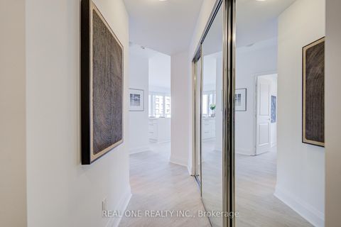 Photo 29 at 1510 - 1080 Bay Street, Bay Street Corridor, Toronto