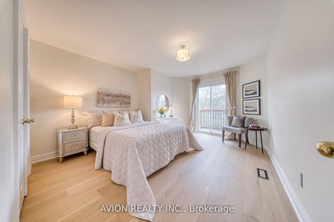 Photo 29 at 134 Butterfield Crescent, Maple, Vaughan