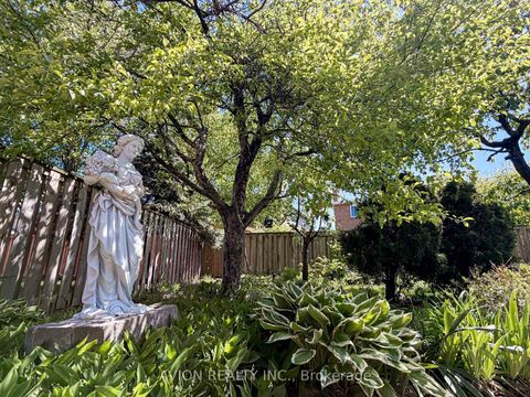 Photo 46 at 134 Butterfield Crescent, Maple, Vaughan