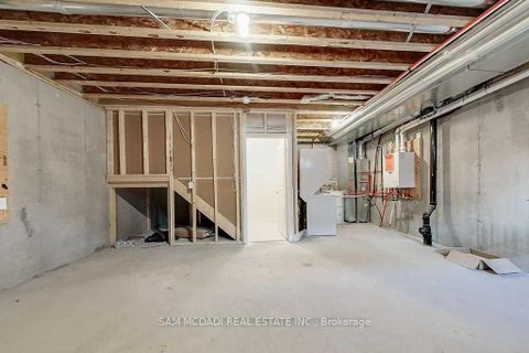 Photo 30 at 33 - 22 Applewood Lane, Etobicoke West Mall, Toronto