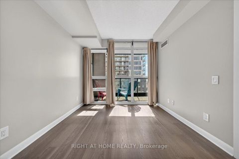 Photo 17 at 827 - 525 Wilson Avenue, Clanton Park, Toronto