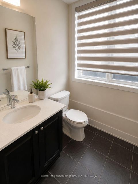 Photo 6 at 27 Thorncrest Drive, Patterson, Vaughan