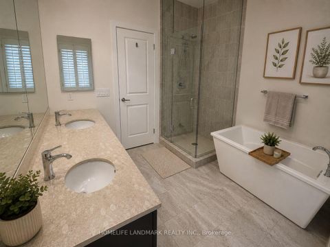 Photo 11 at 27 Thorncrest Drive, Patterson, Vaughan