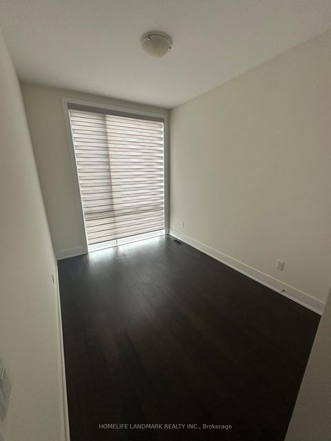 Photo 14 at 27 Thorncrest Drive, Patterson, Vaughan