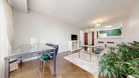 Photo 5 at 409 - 18 Pemberton Avenue, Newtonbrook East, Toronto