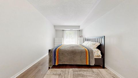 Photo 13 at 409 - 18 Pemberton Avenue, Newtonbrook East, Toronto