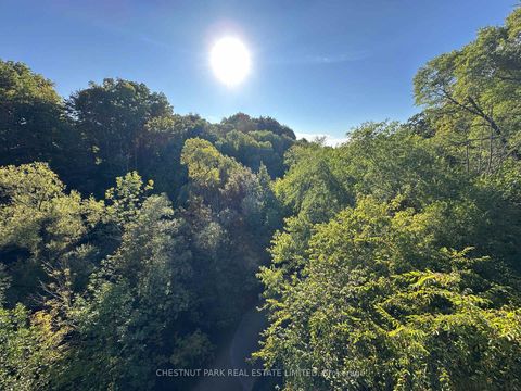 Photo 33 at 5 - 1648 Bathurst Street, Cedarvale, Toronto